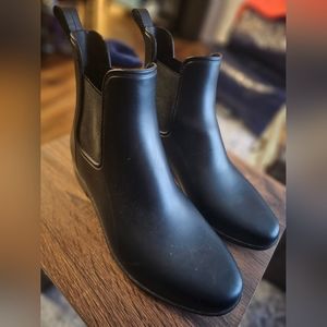 Rainboots